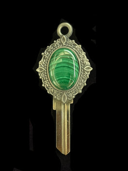 oval malachite key